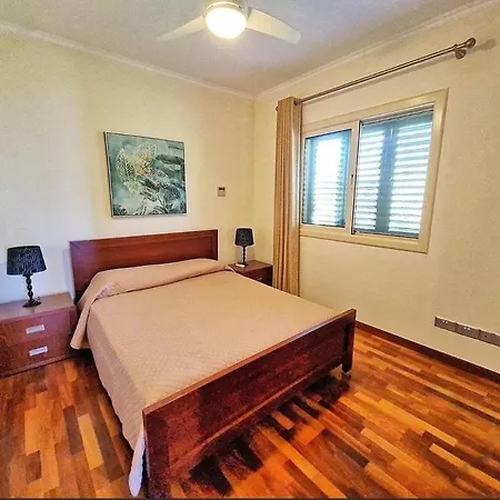 Βίλα Amorosa Beach 6 *