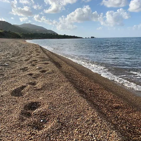 Βίλα Amorosa Beach 6 *